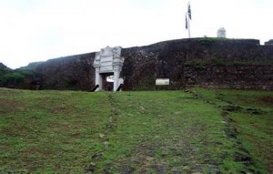 reduto de santa cruz do morro do pico