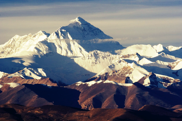 O Monte Everest é a montanha mais alta do Planeta Terra