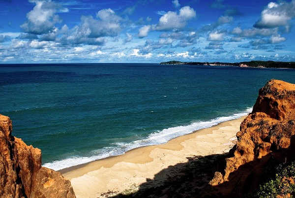 A melhor praia para curtir a tranquilidade com os amigo ou família. 