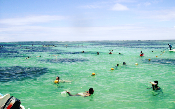 Praia do Sueste (Foto: Reprodução)