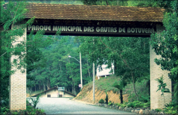 Gruta Botuvera SC