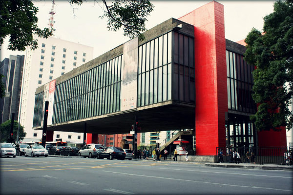 Passeios pela Avenida Paulista